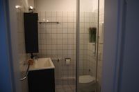 Modernes Badezimmer mit DuscheIMG_7890